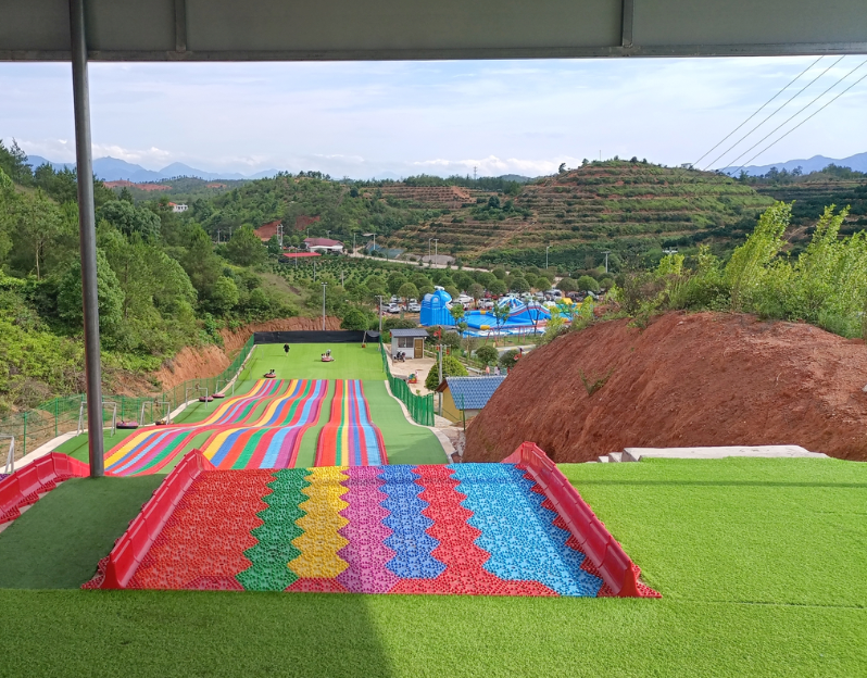 Rainbow Slides Buffer Zone Design specifications